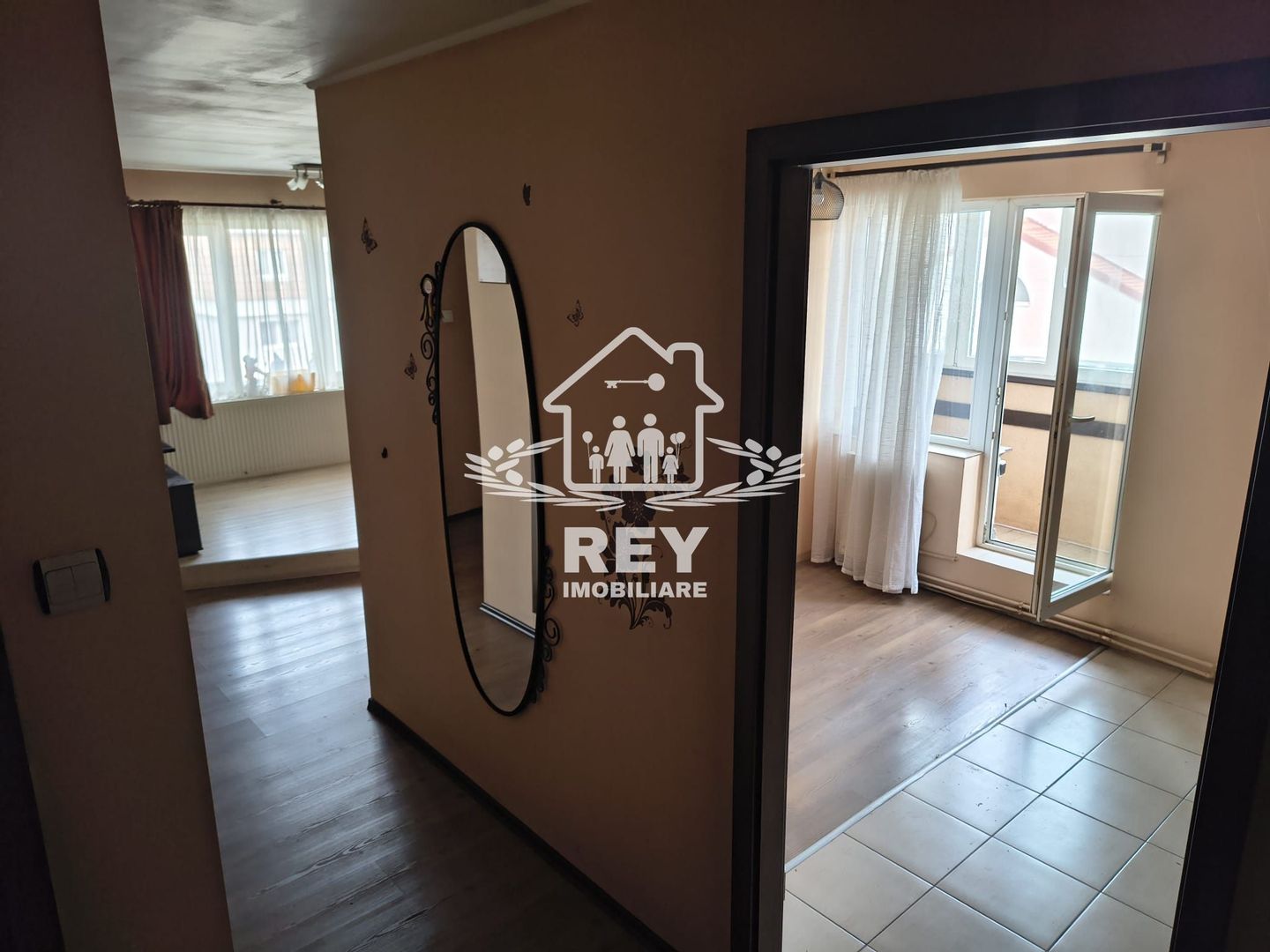 Apartament la mansardă M1+M2  / 3 camere / Terezian - Poză 5