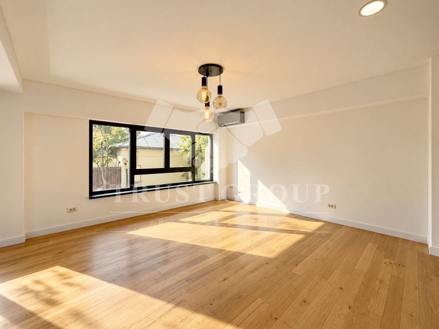 Apartament 3 camere Polona | Loc de parcare - Poză 3