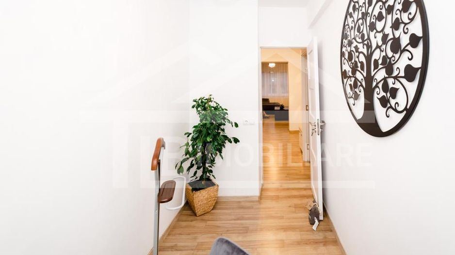 Apartament cu 2 camere, 58 mp, Zona Ultracentrala - Poză 11