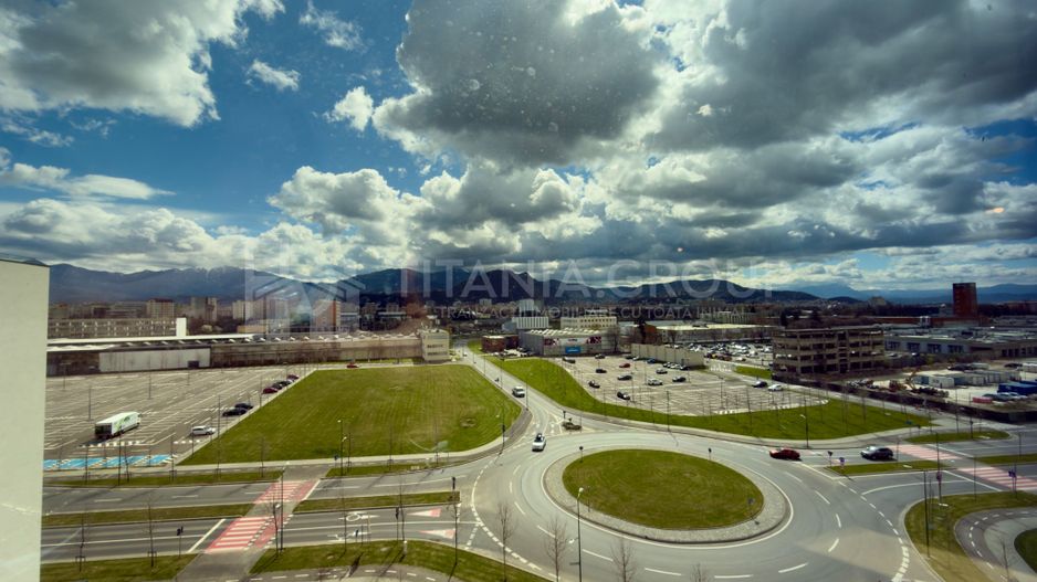 Apartament 2 camere cu vedere panoramică spre munte - Kasper Coresi - Poză 3