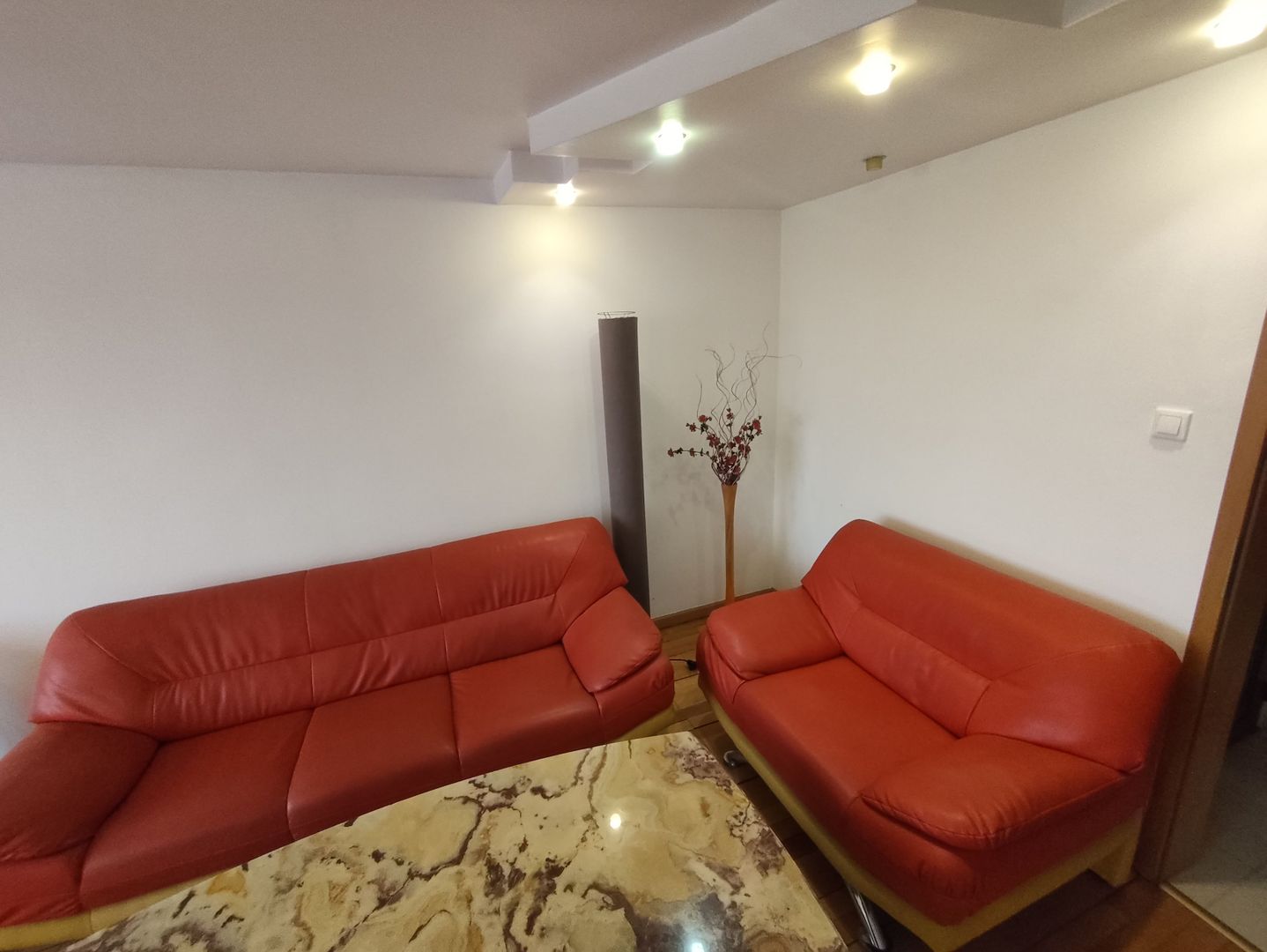 APARTAMENT 3 CAMERE SIMION BARNUTIU - Poză 3