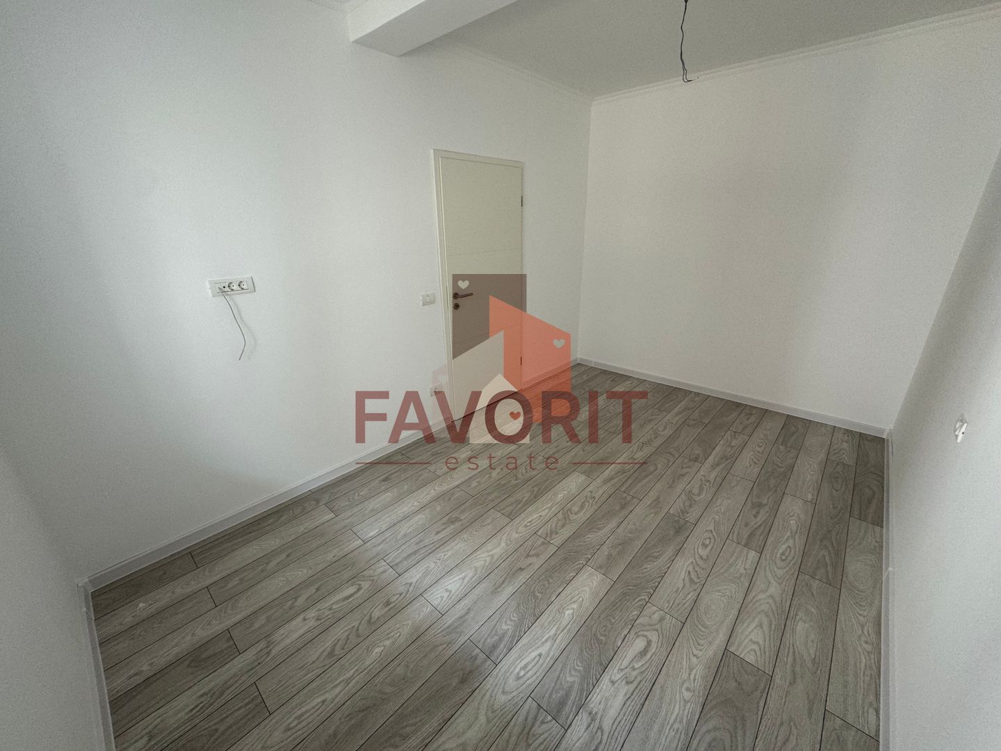 Finisaje la alegere. Vatra veche a satului. La asfalt - Poză 7