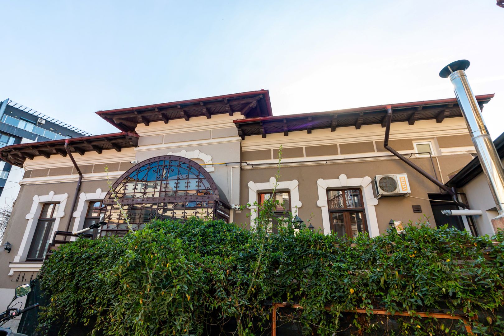 Casa cu identitate, farmec de epoca | Marasesti | Unirii - Poză 1