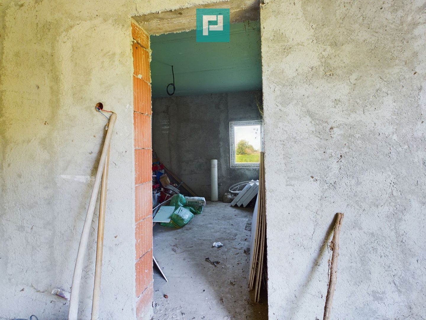 Casă nouă la gri în Secusigiu - Poză 18