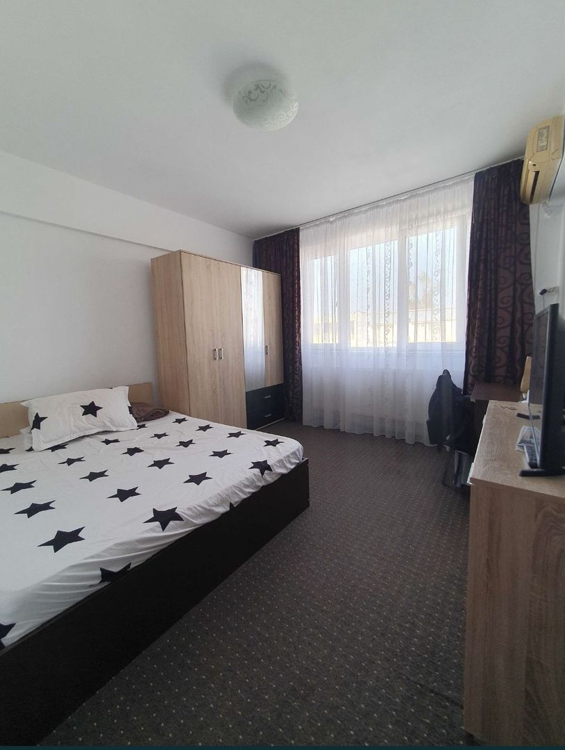 Vand apartament 2 camere - Poză 3