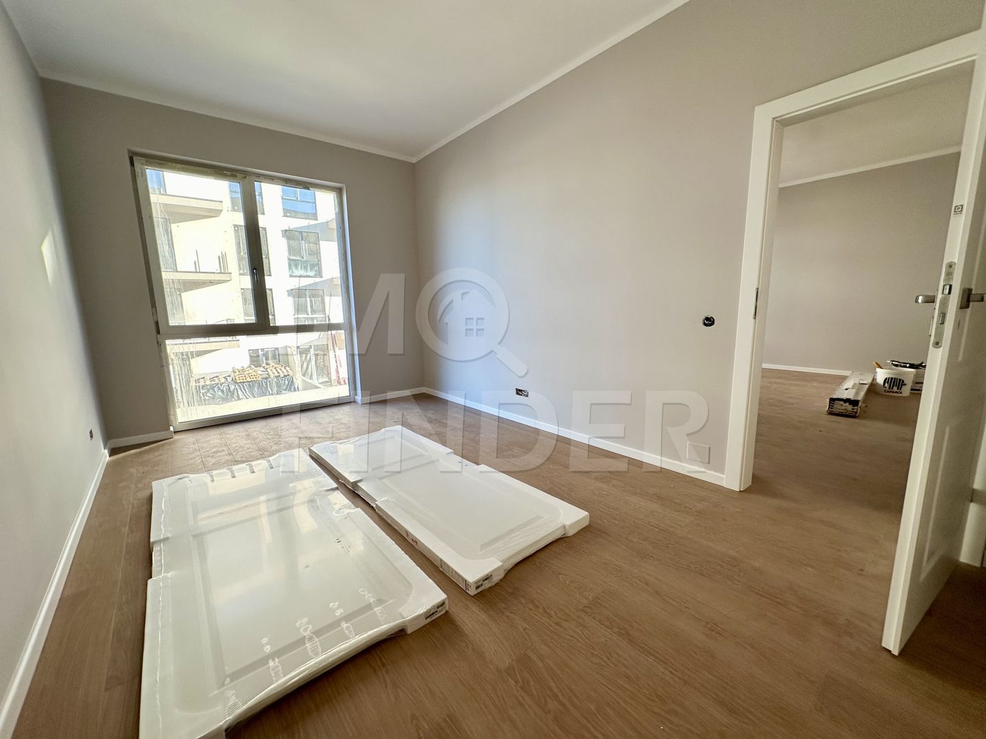 Apartament 2 camere ULTRAFINISAT, zona VIVO, cu CF - Poză 2