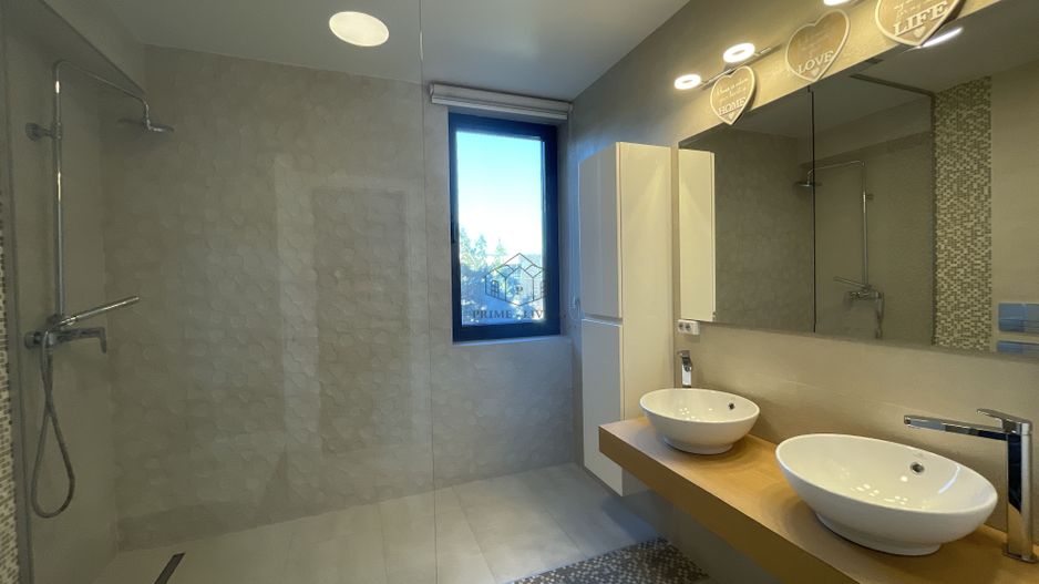 VILA CU 5 CAMERE LA INCHIRIERE LANGA BRITISH SCHOOL - Poză 6