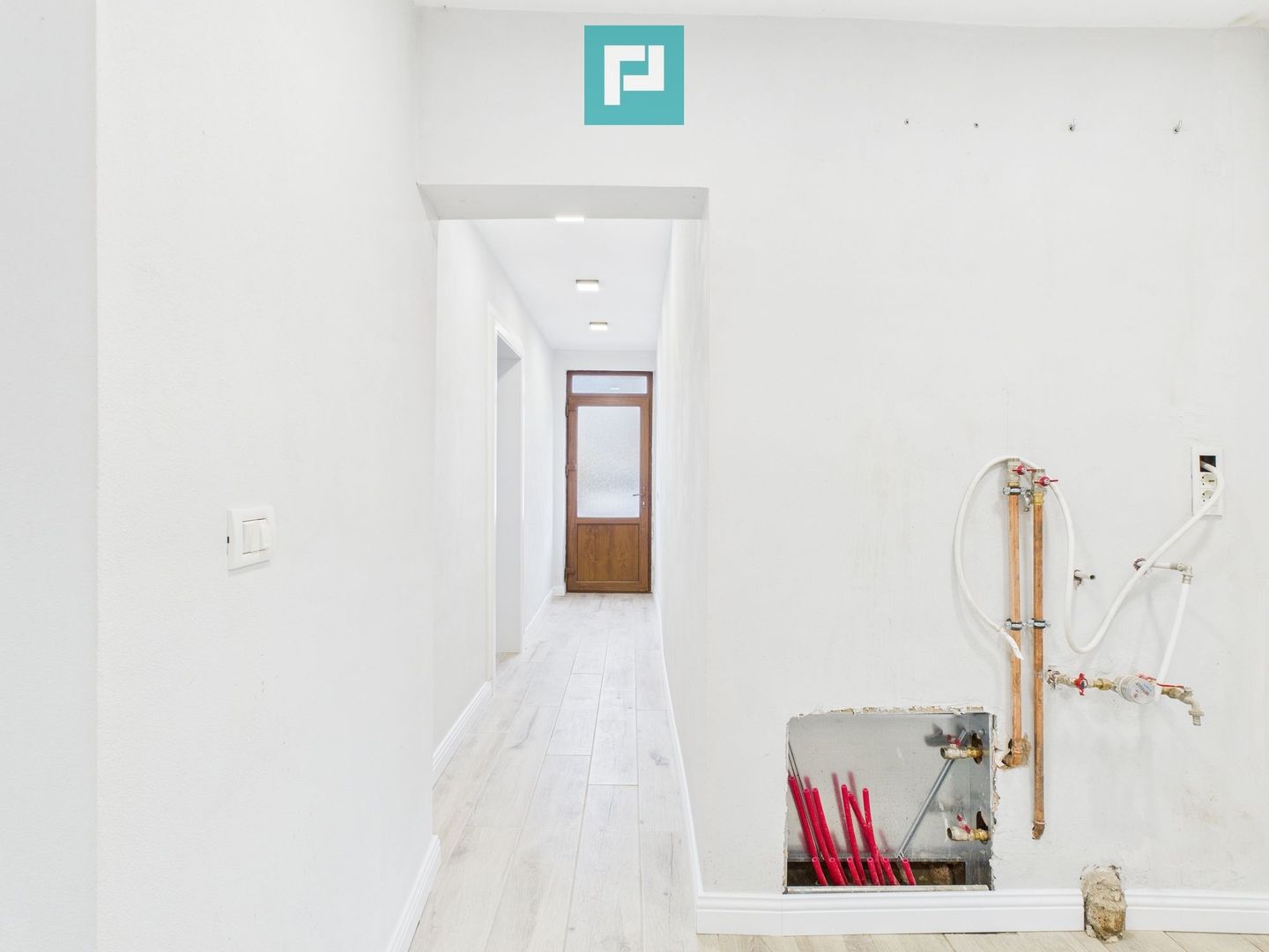 Apartament pasiv la casă  de vânzare zona Pârneava - Poză 3