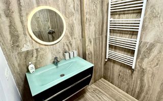 Casă de închiriat – Str. Trandafirilor - Poză 8