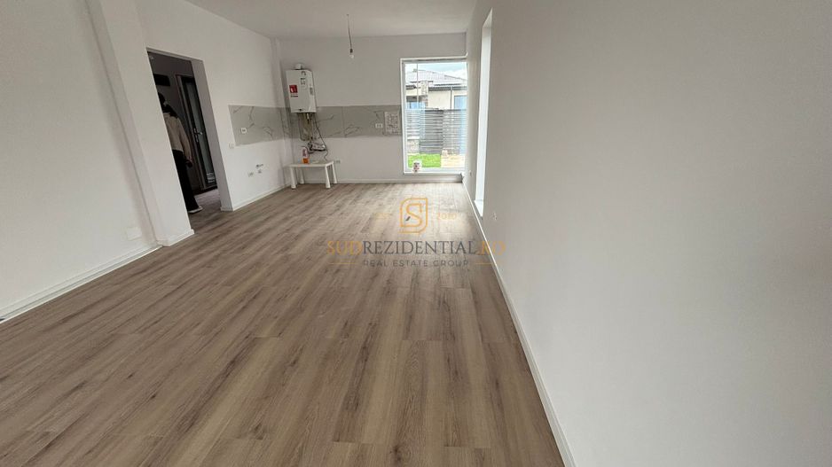 Casa individuala parter, 3 camere, disponibila imediat, teren 370 mp - Poză 11