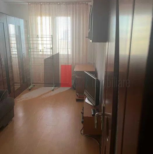 Apartament 2 camere, decomandat, Barajul Sadului, 5 minute față de stația Titan - Poză 3