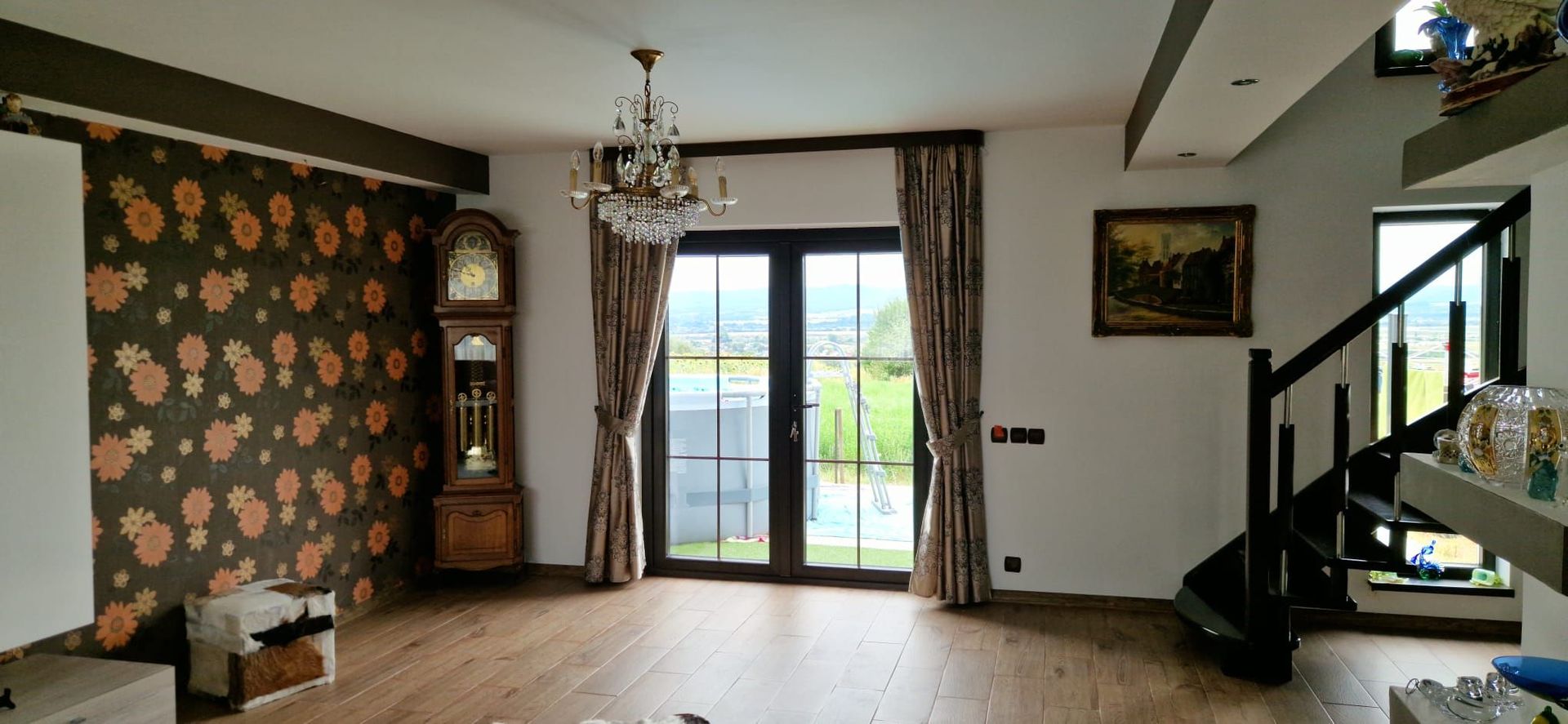 SE VINDE | Casa generoasă în Camirzani | Suceava - Poză 6