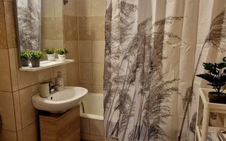 Garsonieră modernă, etaj 2, AC, 5 min metrou Titan - Poză 4