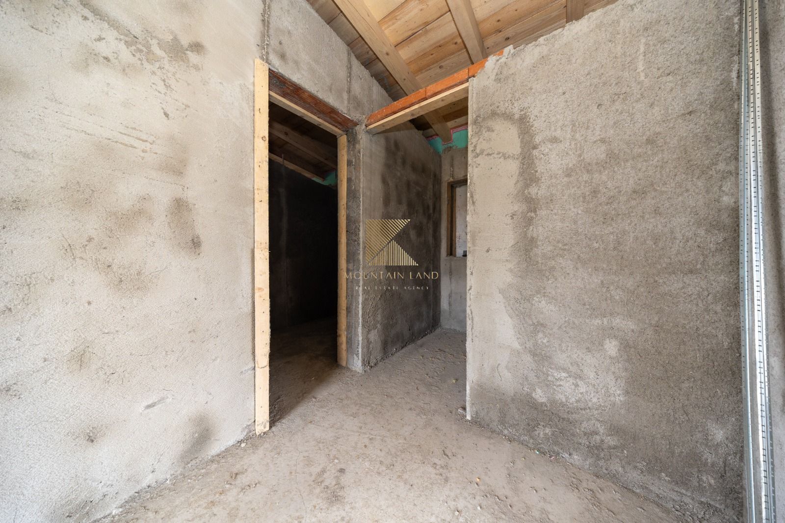 Casă premium la poalele Munților Piatra Craiului și Bucegi - Poză 15