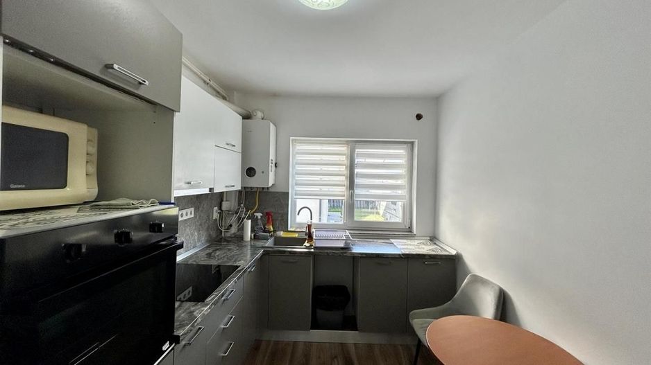 Apartament 2 camere, decomandat, 2 locuri de parcare - C. Arhitectilor - Poză 3