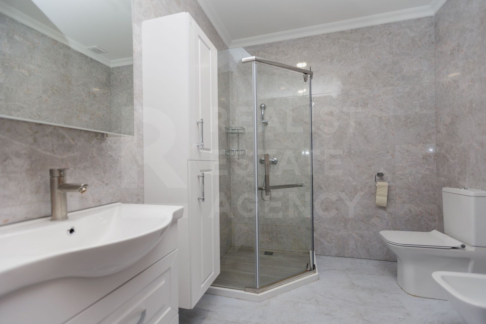 Chirie duplex, 4 camere,  str. Alexandru Marinescu Buiucani. - Poză 12