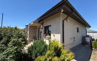 CASA UTILATA TOTAL SI AMENAJATA - Poză 11