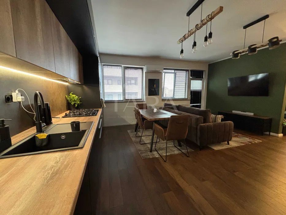 Apartament 3 camere, posibilitate recompartimentare, Parc Poligon. - Poză 1