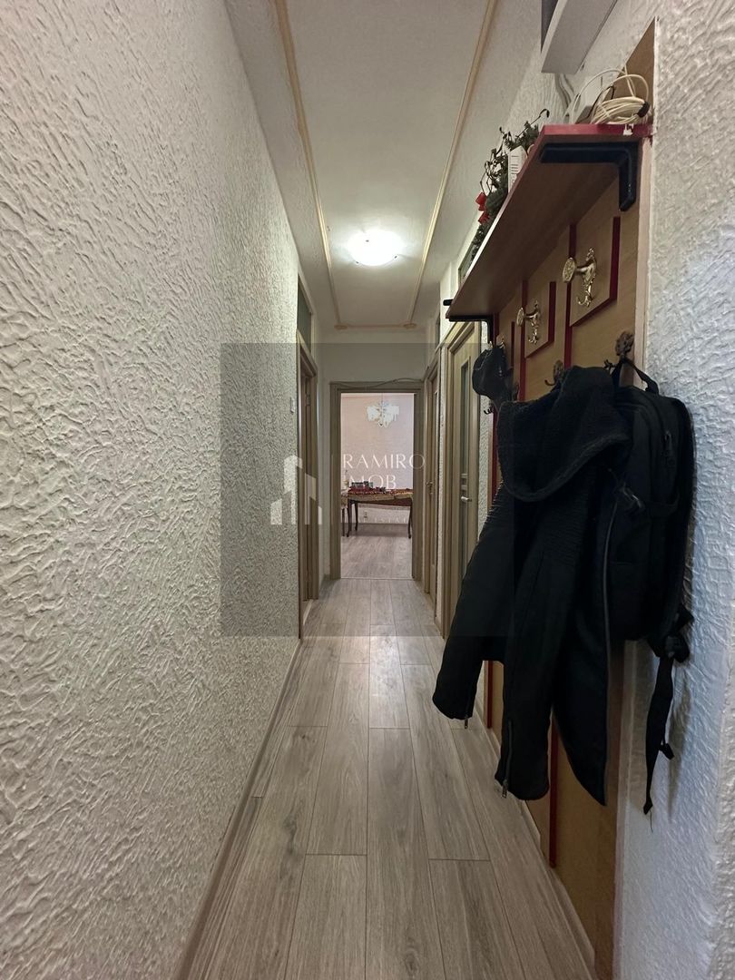3 Camere 70mp - Partial Renovat - Metrou Aparatori la 1 Min - Poză 8