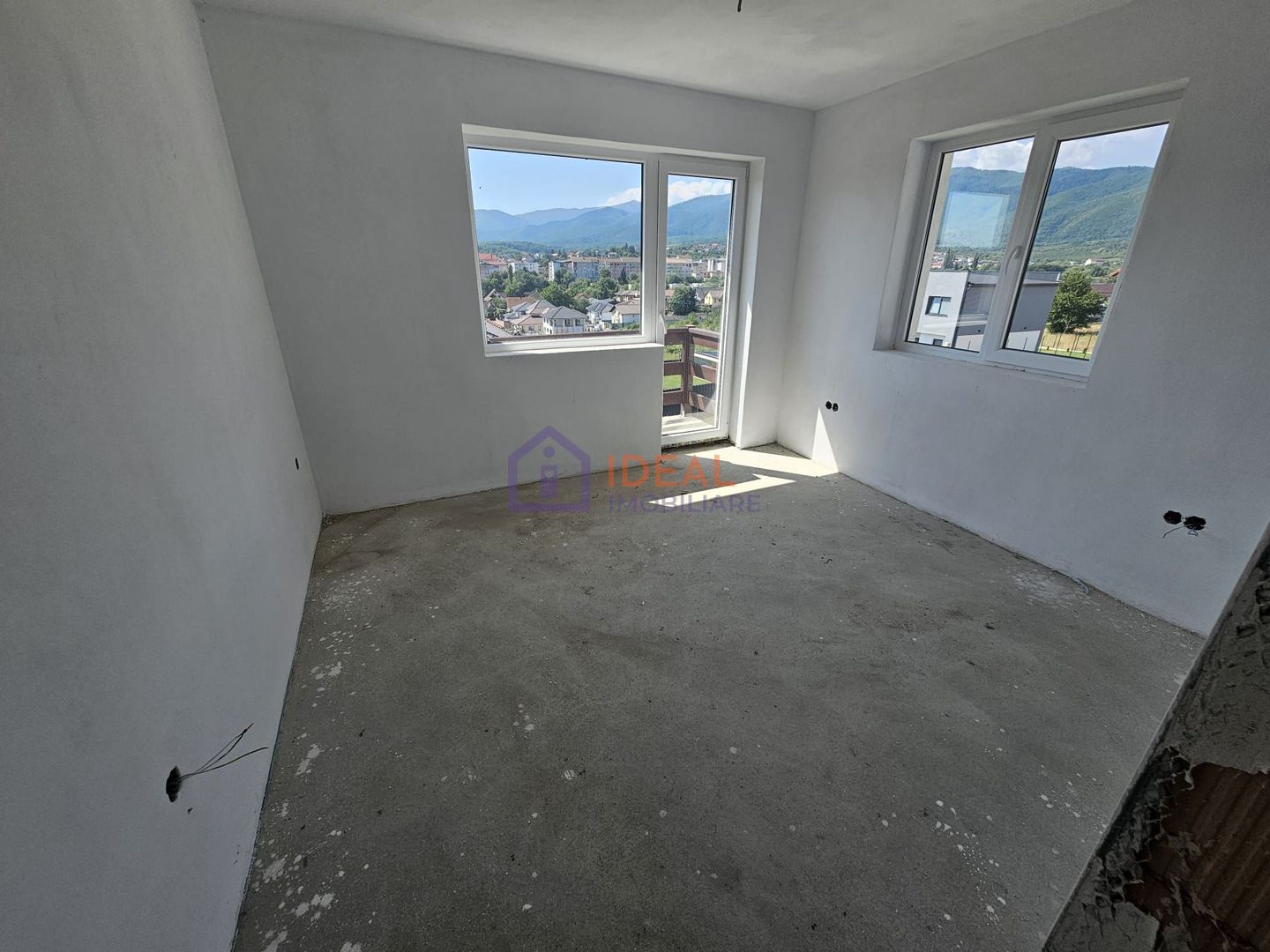 Casa cu 5 camere si vedere panoramica, in Cisnadie - Poză 5