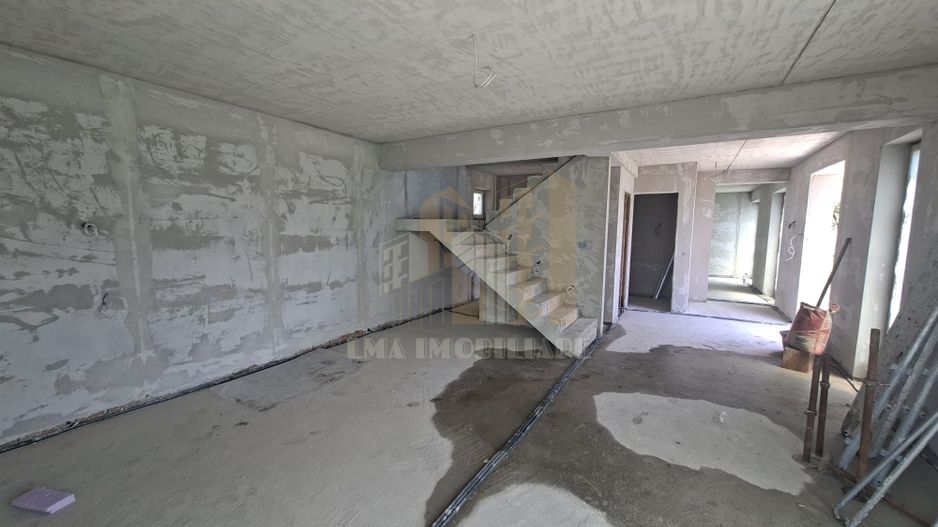 Casa individuala parter plus etaj Sanpetru Brasov zona Lempes - Poză 18
