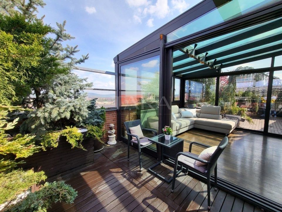 Penthouse cu terase spectaculoase și panoramă asupra orașului - Poză 1