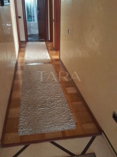 Apartament Spațios de 4 Camere în Andrei Mureșanu - Poză 6