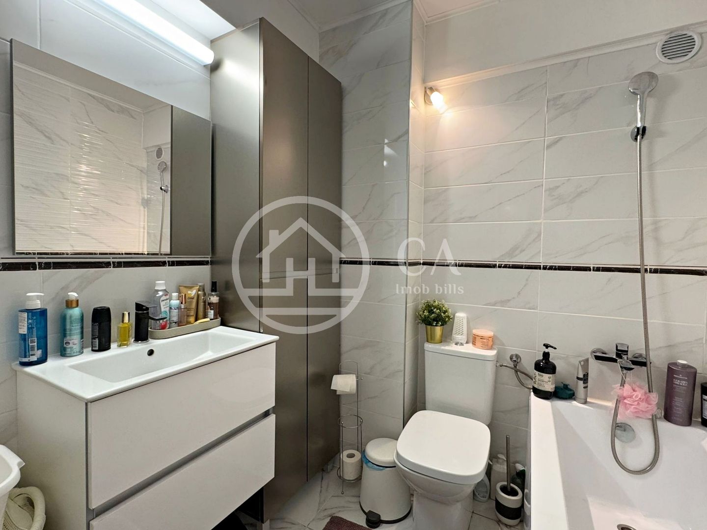 Apartament  de vânzare cu 2 camere în zona Iosia, Oradea - Poză 8