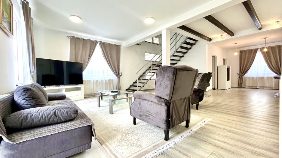 Casă luminoasă cu curte și garaj, perfectă pentru familie | Braytim - Poză 3