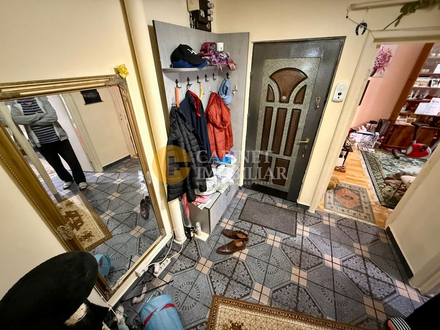 3 CAMERE DECOMANDAT--ETAJ 1--MOBILAT+UTILAT--ZONA FOARTE BUNA - Poză 8