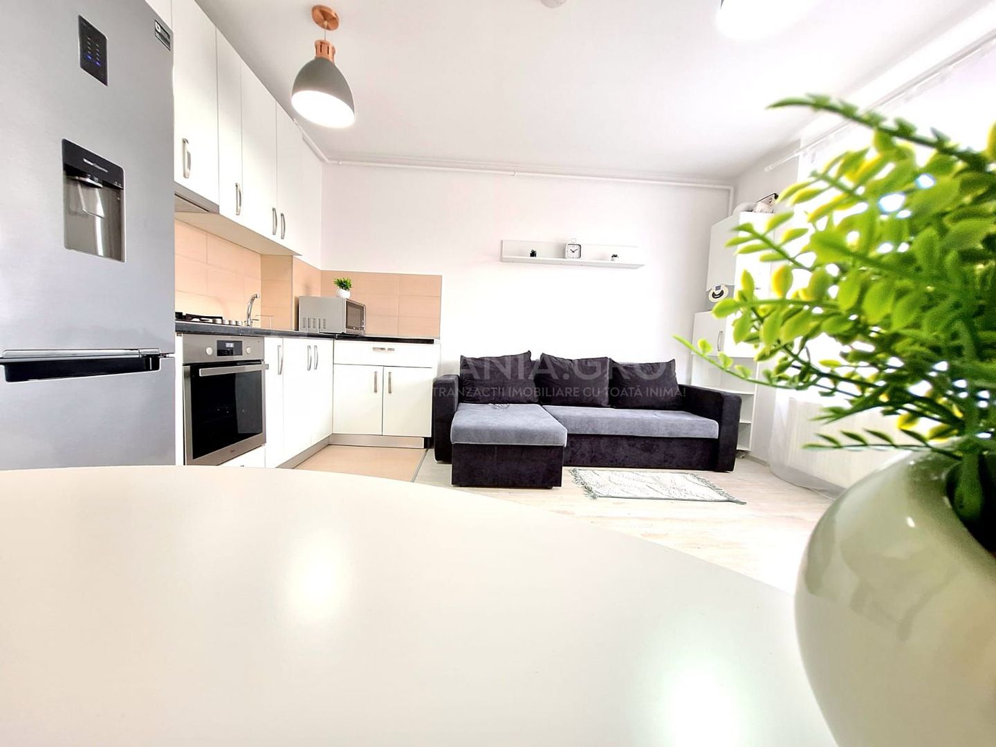 Apartament superb, tip studio, parcare+boxa, Avantgarden Tractorul - Poză 4