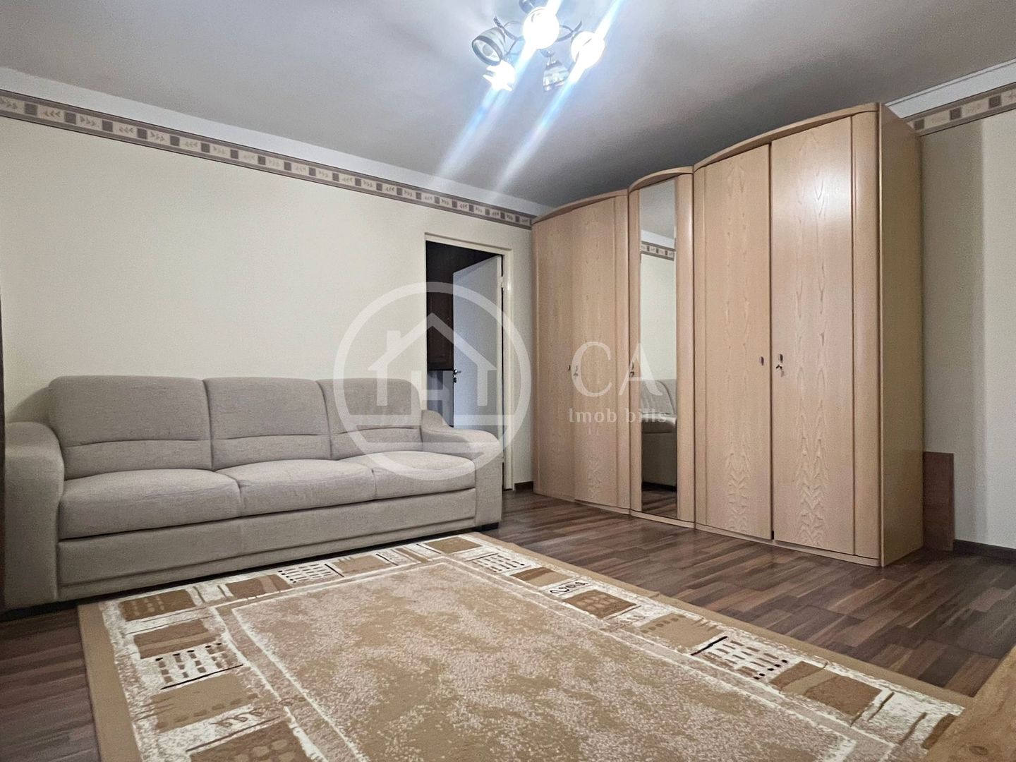Apartament de închiriat cu 2 camere în zona Calea Aradului , Oradea - Poză 2
