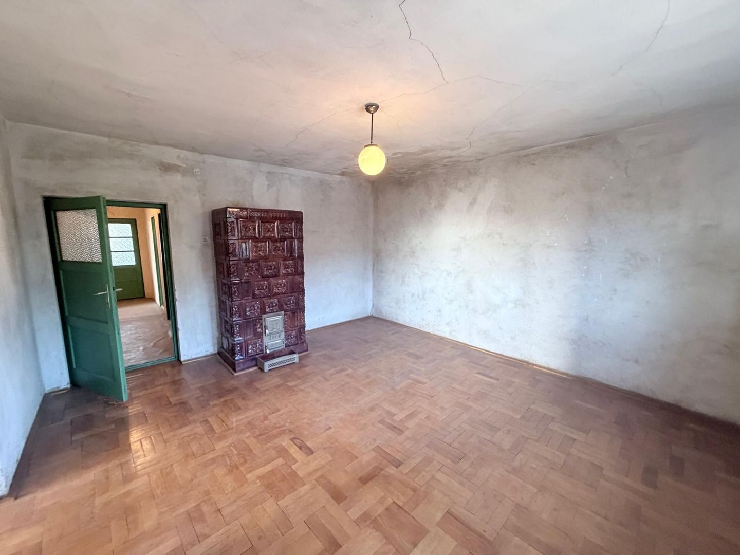 Apartament spațios  la casa- preț atractiv/COVASNA - Poză 14