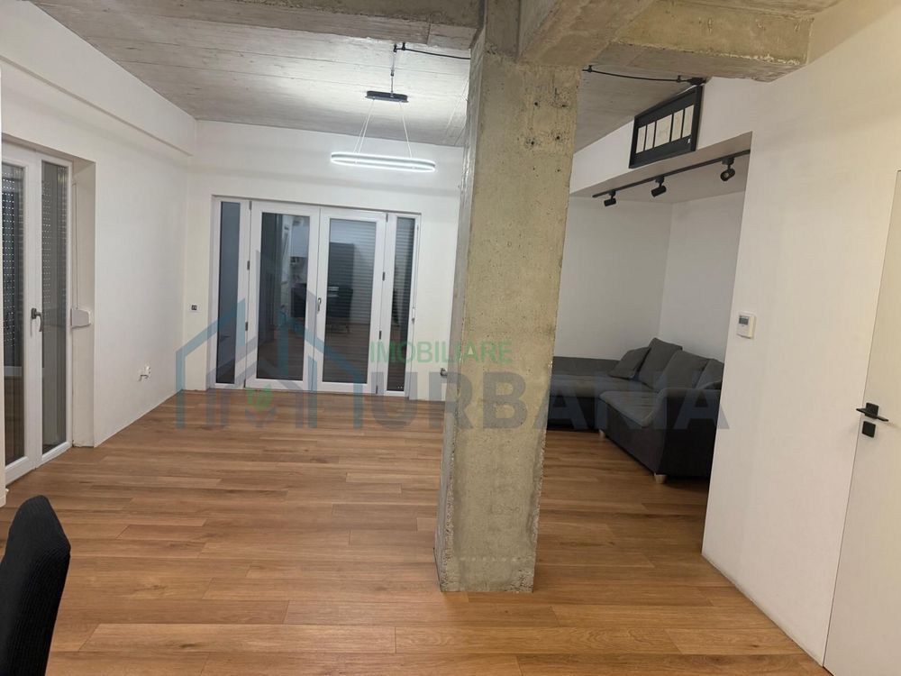 #: De vanzare ap 3 camere - Poză 2