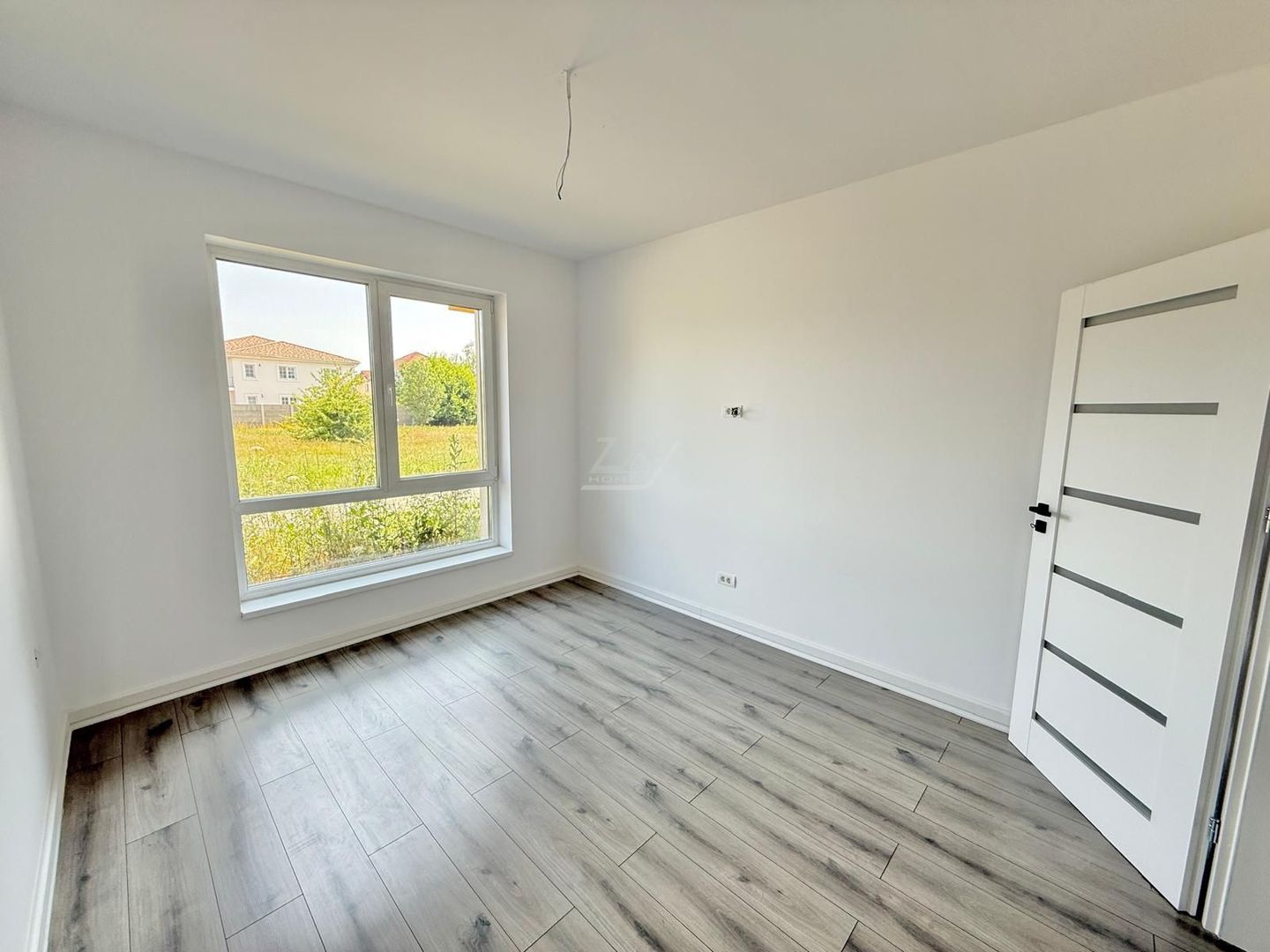 Gradina Proprie. Bloc finalizat. Pozitie excelenta - la asfalt. Loc de parcare. - Poză 5