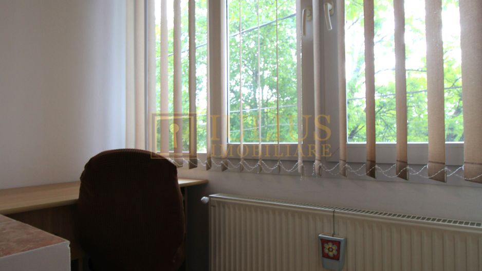 Zona Lipovei, 2 camere,  centrala proprie - Poză 4