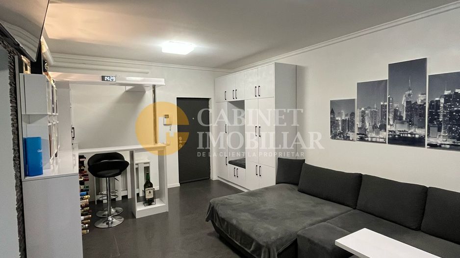 Apartament 3 camere - Etaj Intermediar - Poză 1