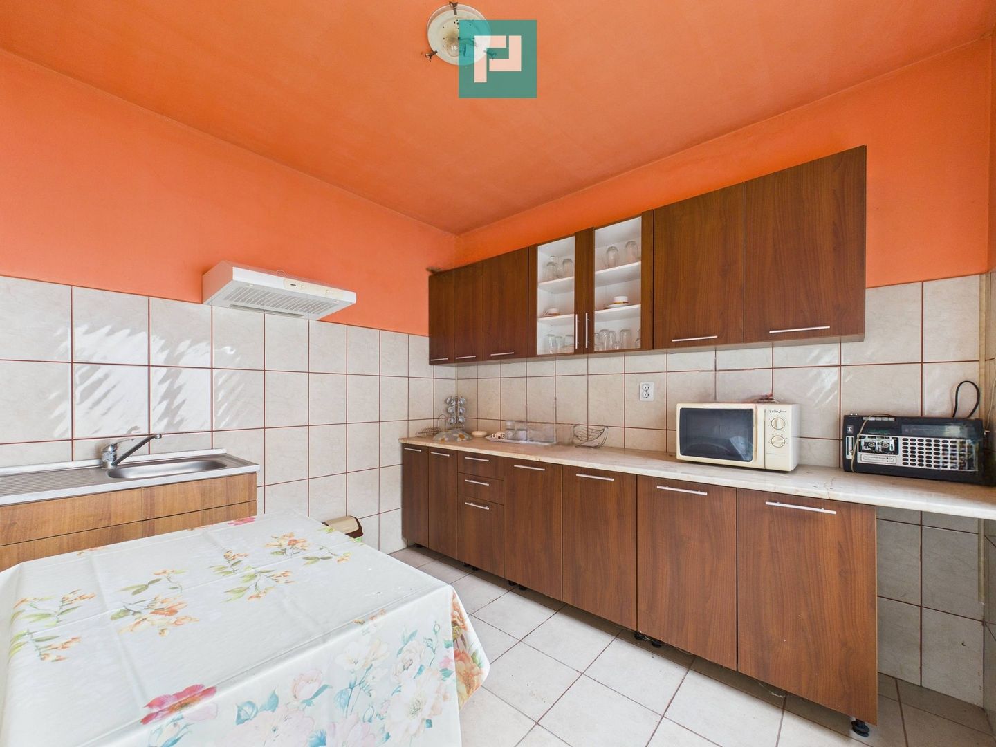 Casă modernă P+1, cu magazin, lângă orașul Sebiș - Poză 15