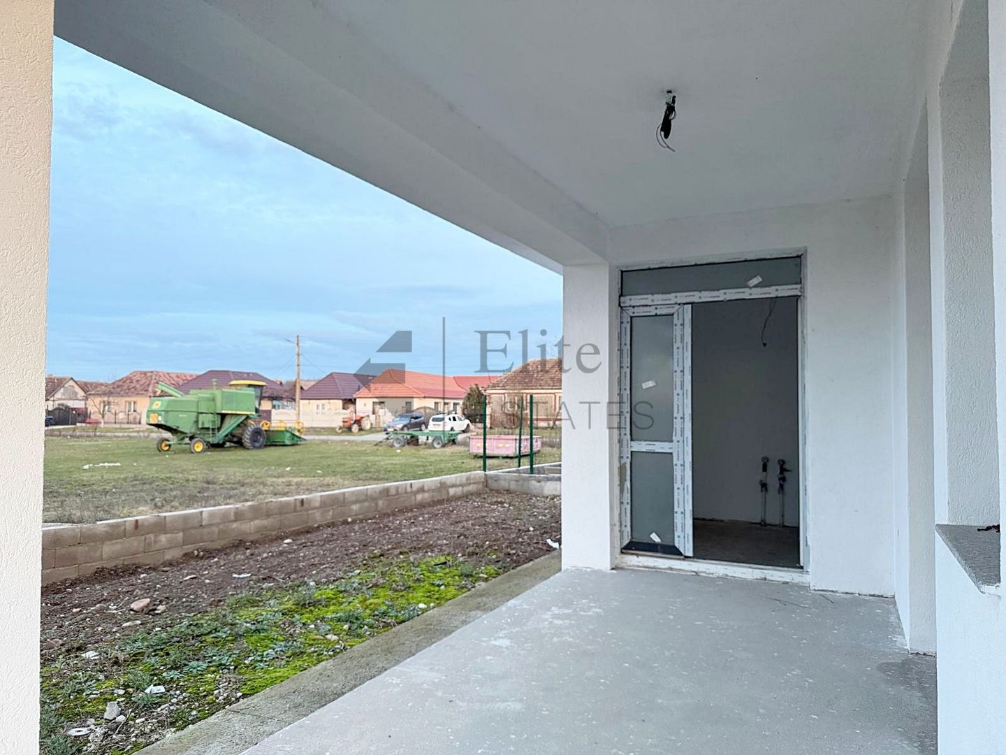 Casa noua cu 4 camere la 6 km de Oradea - Poză 11