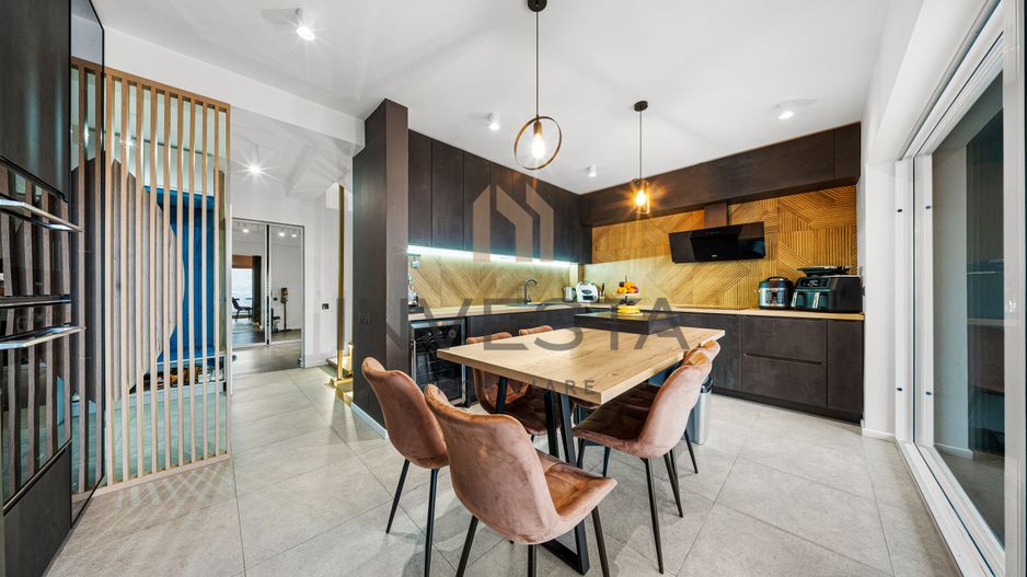 Duplex ultrafinisat | 4 camere | Gradina proprie | Vedere superba | - Poză 7