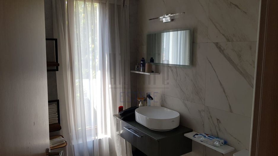 Apartament  4 camere de vânzare Bdul Aviatorior. - Poză 9