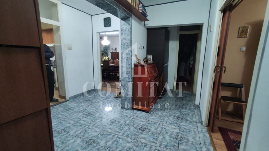 Apartament | 4 camere  | 94 mp | etaj intermediar | zona Farmec - Poză 15