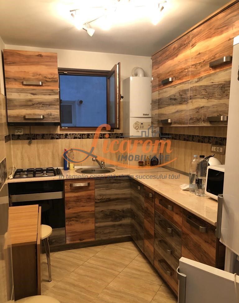 Apartament 3 camere Calea București,complet mobilat,utilat,500 eur - Poză 4