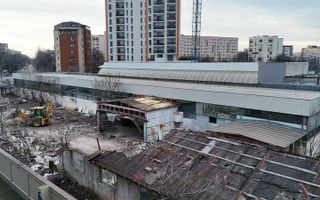 Hală 2680 mp, teren 6106 mp, zona Apărătorii Patriei, Berceni - Poză 1