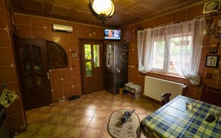 Casă modernă și cochetă cu grădină frumoasă în Techirghiol - Poză 5