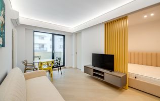 Cortina North || Studio || Comision 0