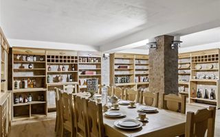 Vila exclusivista cu piscina, sauna si crama, 479.27 mp, langa padure - Poză 10