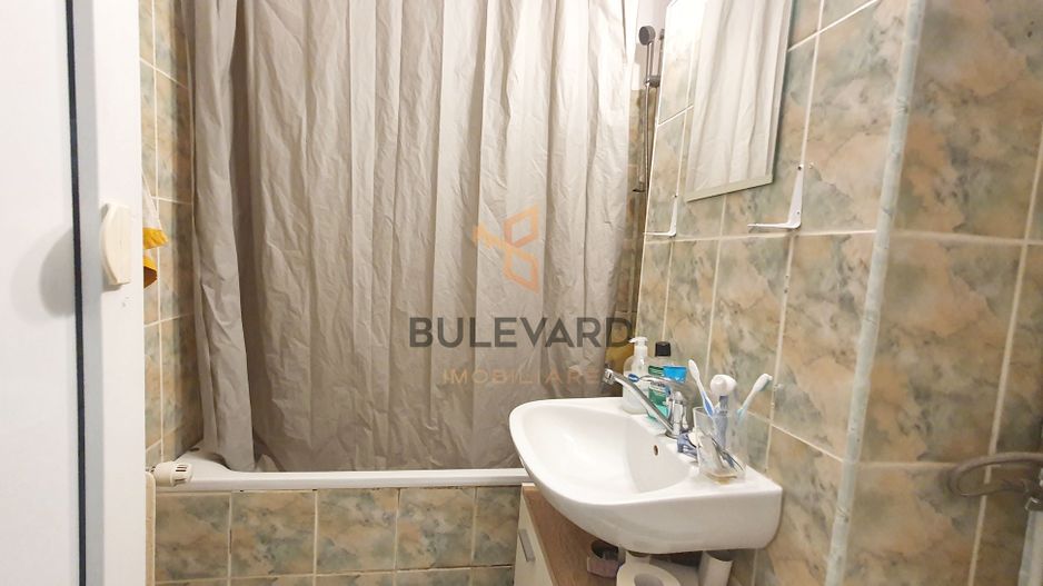 Oportunitate! Apartament cu 2 camere decomandate, zona Facultatii Bogdan Voda! - Poză 5