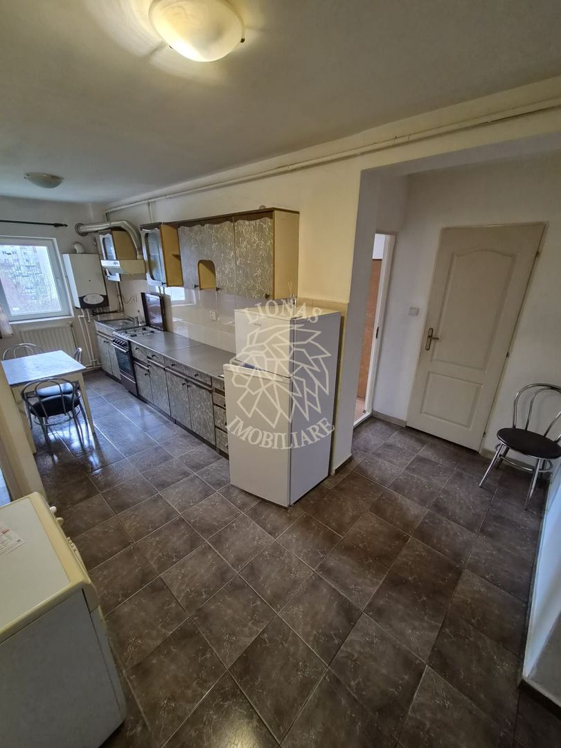 Apartament decomandat 2 camere 50 mp+2 balcoane-etaj 2-Zona Pompieri - Poză 1