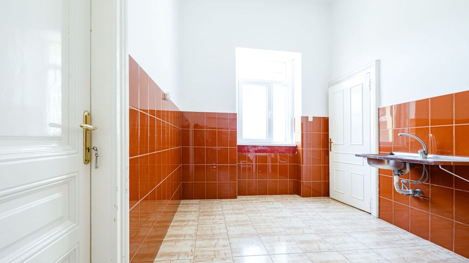 INCHIRIAT - Spatiu birou cu terasa proprie | P-ta Maria | Curte & Depozitare - Poză 5